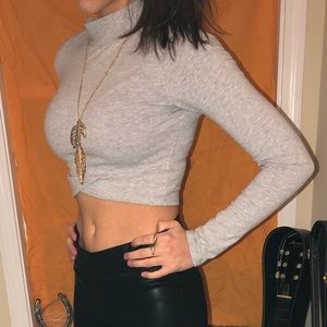 Gray High-necked Crop Top